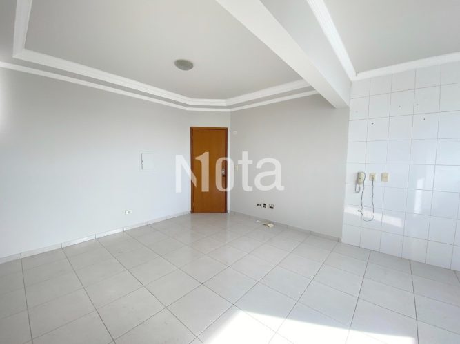 APARTAMENTO - ZONA 2