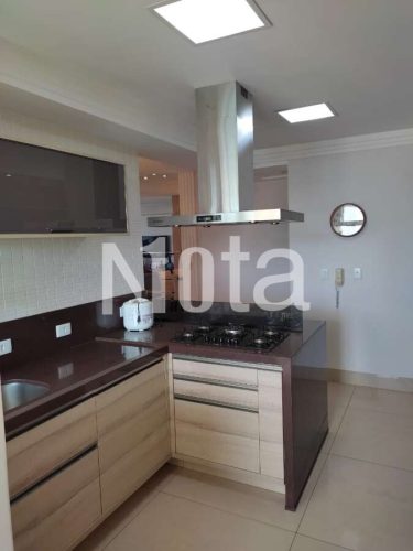 APARTAMENTO - ZONA 1