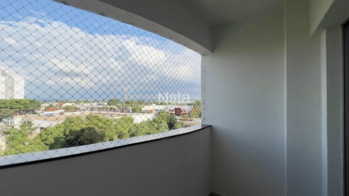 APARTAMENTO - ZONA DE ARMAZEM 