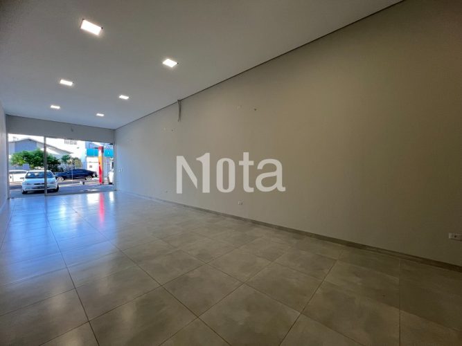 SALA COMERCIAL - ZONA 1 