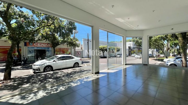SALA COMERCIAL - ZONA 1 