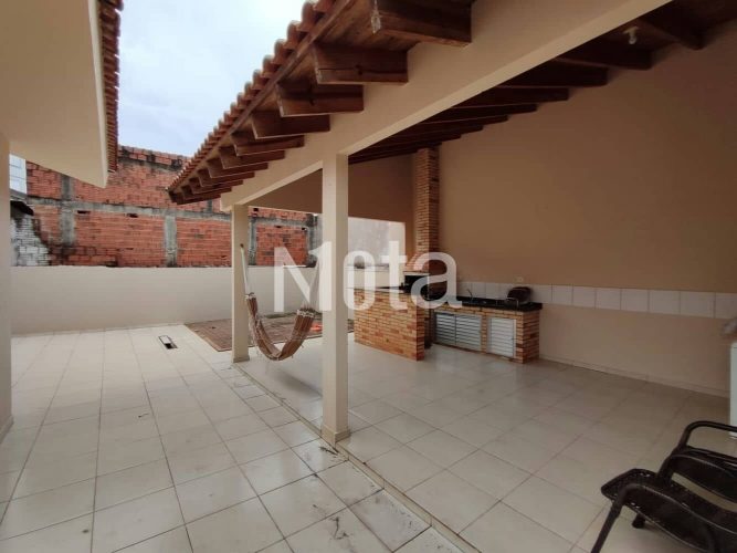 CASA - JARDIM CÉU AZUL 
