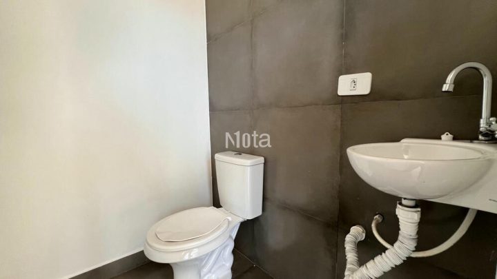 SALA COMERCIAL - ZONA 1 