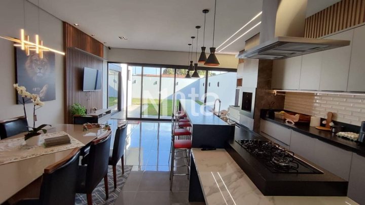 CASA - JARDIM UNIVERSIDADE I 