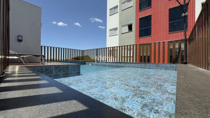 APARTAMENTO - ZONA DE ARMAZÉM