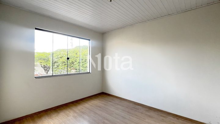 APARTAMENTO - ZONA 1 