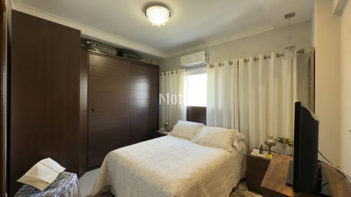 APARTAMENTO - ZONA 1