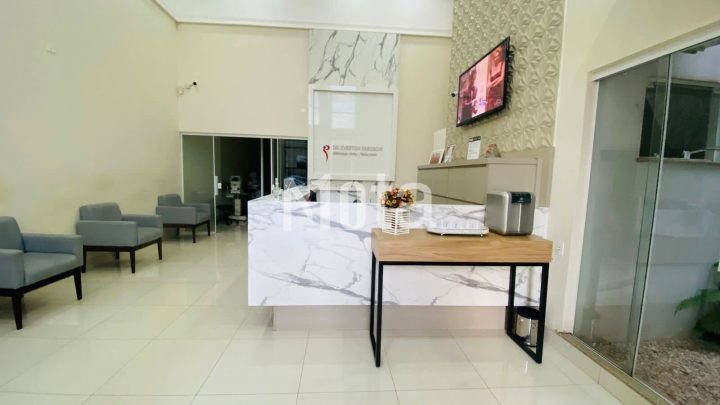 SALA COMERCIAL - ZONA 1 