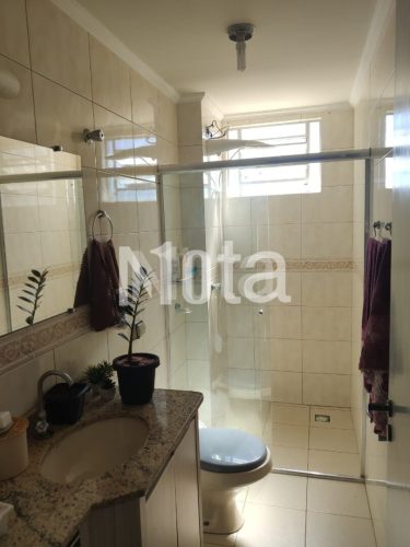 APARTAMENTO - ZONA 1