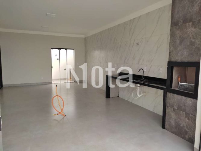 CASA - RESIDENCIAL VENEZA