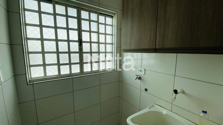 APARTAMENTO - ZONA 2
