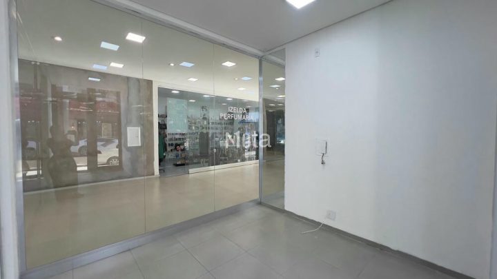 SALA COMERCIAL - ZONA 1 