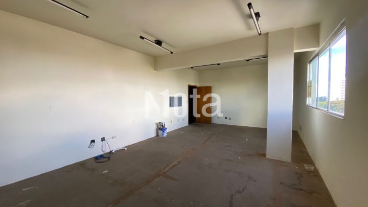SALA COMERCIAL - CENTRO 