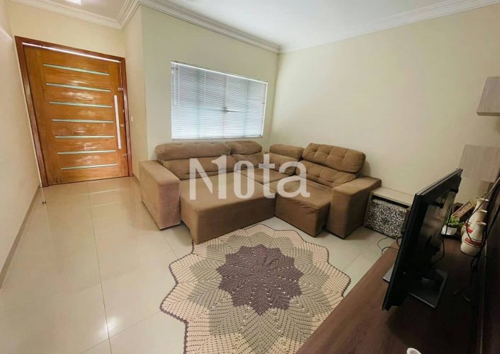 CASA - JARDIM NOVA ITÁLIA 