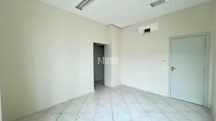 SALA COMERCIAL - ZONA 1 