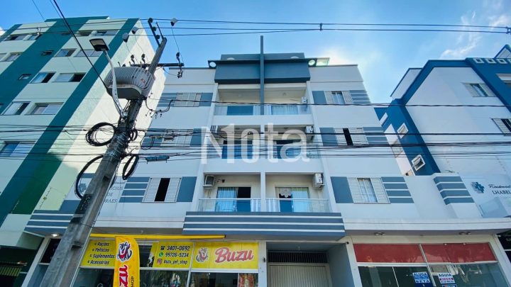 APARTAMENTO - ZONA 2