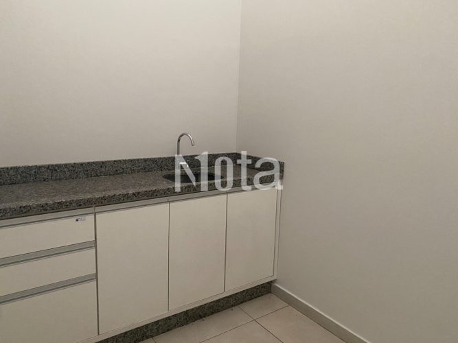 SALA COMERCIAL