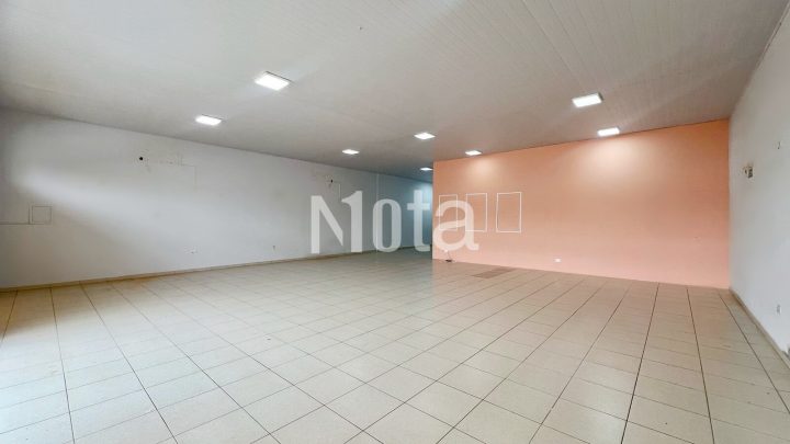 SALA COMERCIAL - ZONA 1 
