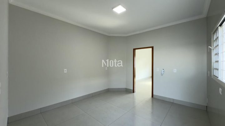 CASA  - RESIDENCIAL ATLÂNTICO IV