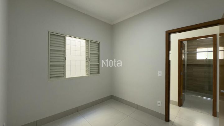 CASA  - RESIDENCIAL ATLÂNTICO IV