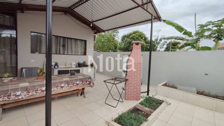 CASA - JARDIM SANTA MÔNICA II