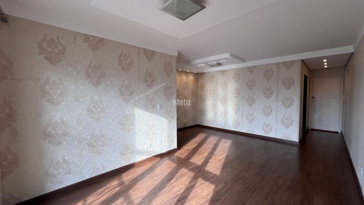 APARTAMENTO -  ZONA DE ARMAZEM