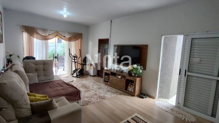 CASA - JARDIM SANTA MÔNICA II