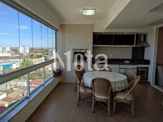 APARTAMENTO - ZONA 1