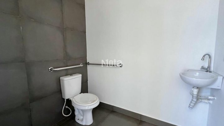 SALA COMERCIAL - ZONA 1 