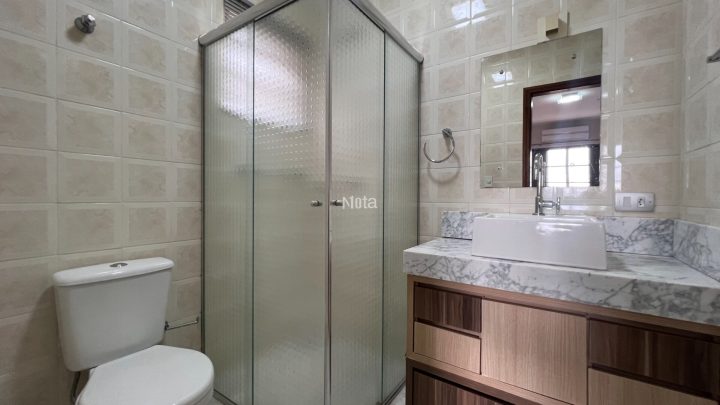 APARTAMENTO -  ZONA DE ARMAZEM