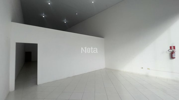SALAO COMERCIAL